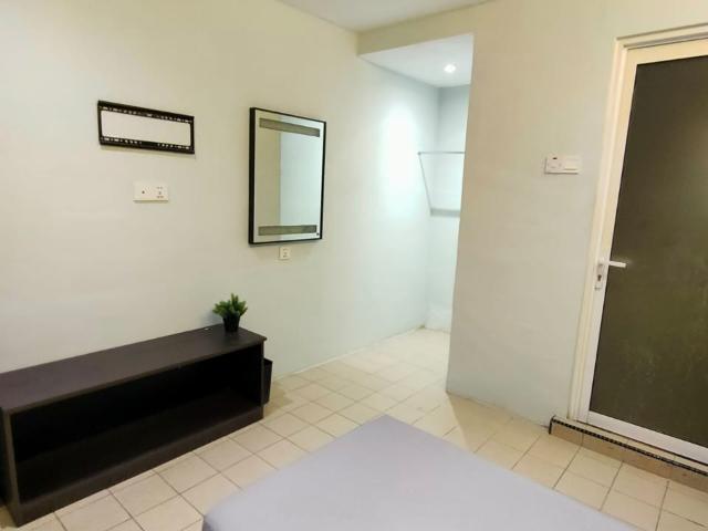 LIMITED UNITS LEFT‼️Works at Sunway Medical Centre❓ Room Rent + Private Toilet @ Bandar Sunway