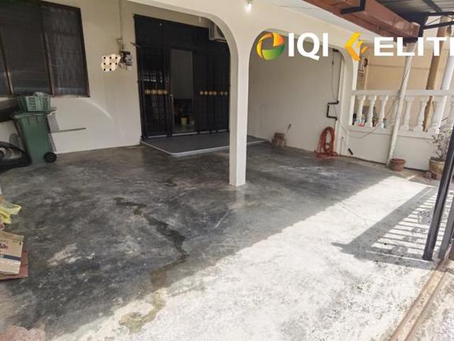 Limited Well Maintained Single Storey House at Matang Jaya For Rent