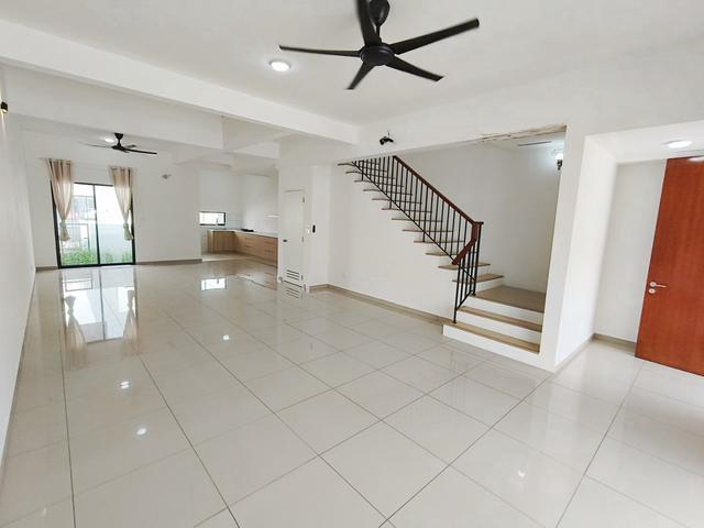 Limited 2Sty Partial Furnished 3R3B Enso Wood Gamuda Cove for Rent
