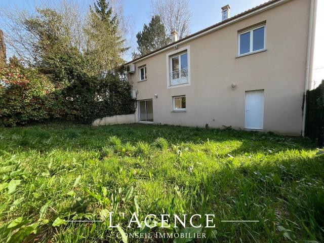 Limoges Ouest: Maison récente avec garage et 6 chambres