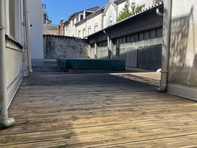 Limoges Appartement T5 Proche centre ville Grande terr