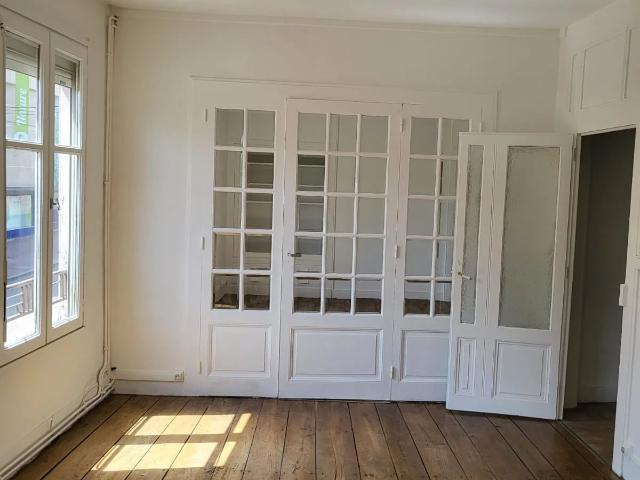 Limoges Appartement T5 Proche centre ville Grande terr
