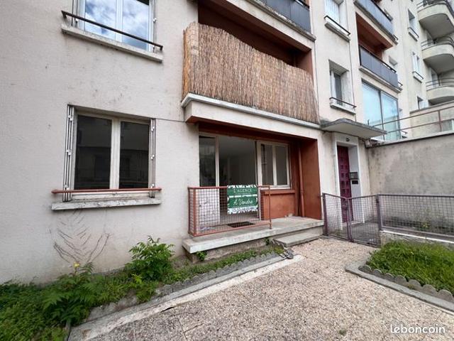 LIMOGES: Appartement type 3 avec jardin privatif