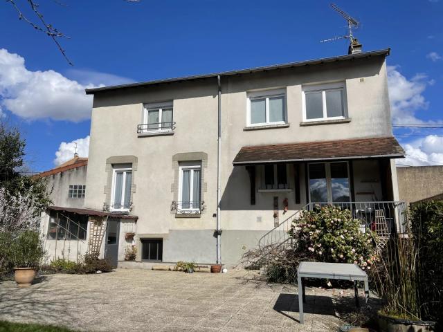 Limoges secteur Renoir maison 4 chambres bureau