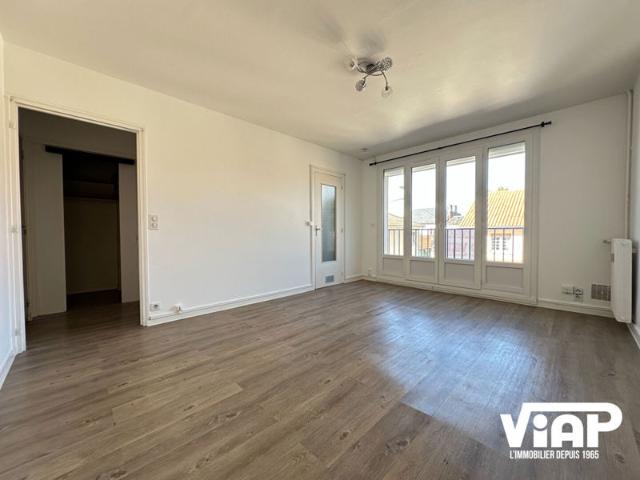 LIMOGES T1 DE 29 m² PROCHE BEAUBLANC