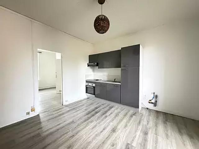 Limoges 87000 Achat / Vente appartement 2 pièces t2 au dernier étage cave