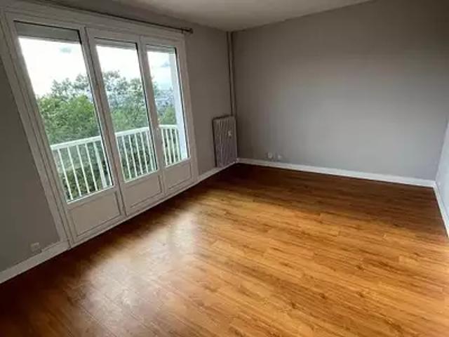 Limoges 87000 Location appartement 1 pièce t1 balcon