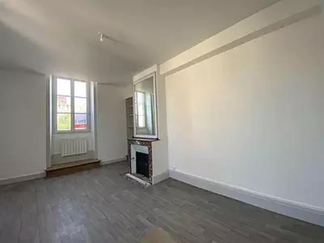 Limoges 87000 Location appartement 2 pièces t2 au dernier étage