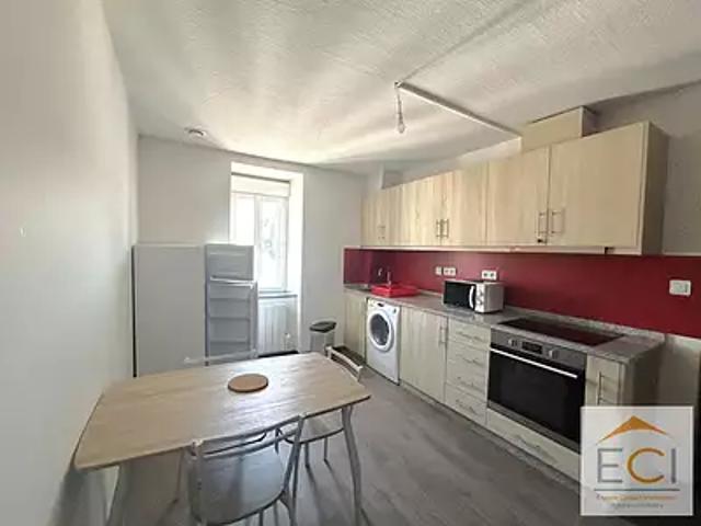 Limoges 87000 Location appartement 2 pièces t2 au dernier étage