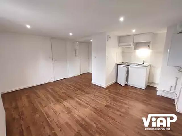 Limoges 87000 Location appartement 2 pièces t2 au dernier étage cave