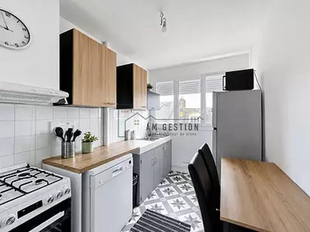 Limoges 87000 Location appartement 2 pièces t2 au dernier étage cave