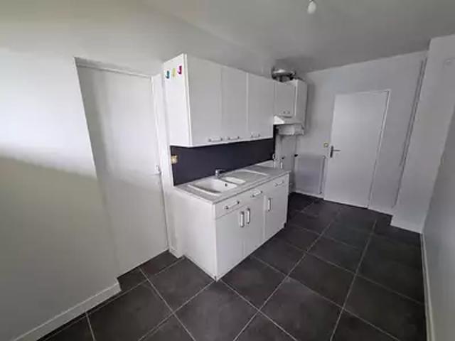 Limoges 87000 Location appartement 2 pièces t2 cave balcon