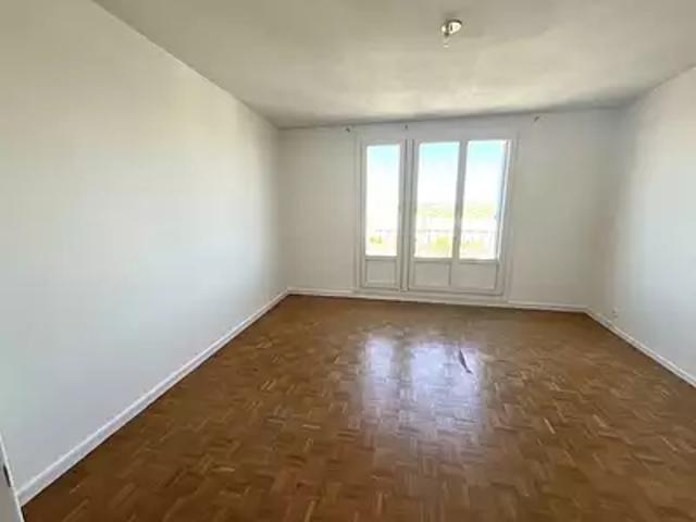 Limoges 87000 Location appartement 2 pièces t2 parking