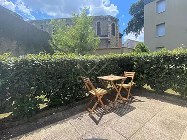 Limoges 87000 Location appartement 2 pièces t2 terrasse cave