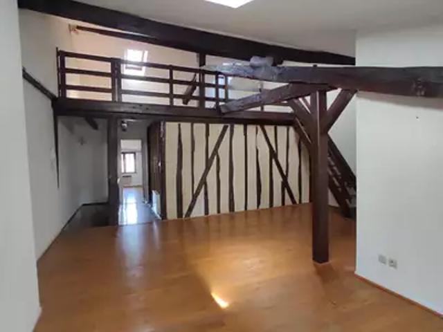 Limoges 87000 Location appartement 3 pièces t3 au dernier étage