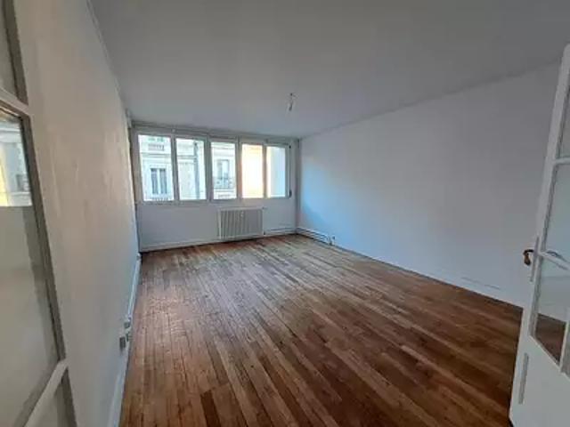 Limoges 87000 Location appartement 3 pièces t3 cave balcon
