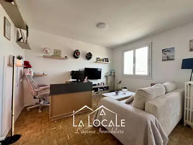 Limoges 87100 Achat / Vente appartement 2 pièces t2 au dernier étage