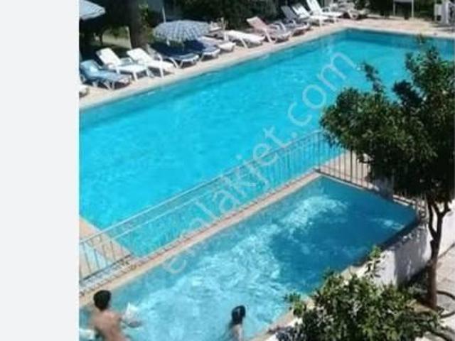 Limopol'den Daire Fiyatına İkiz Villa Uzun Dönem Kiralık