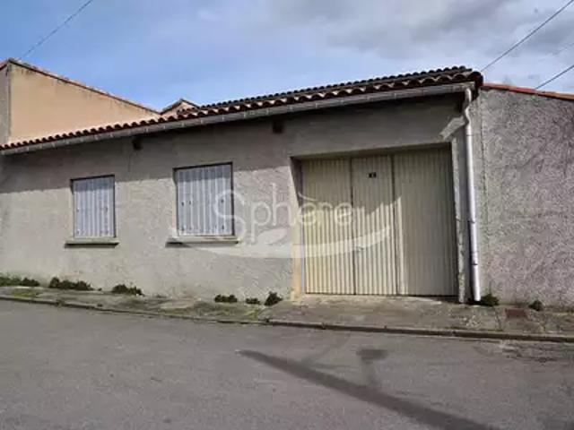 Limoux 11300 Achat / Vente parking