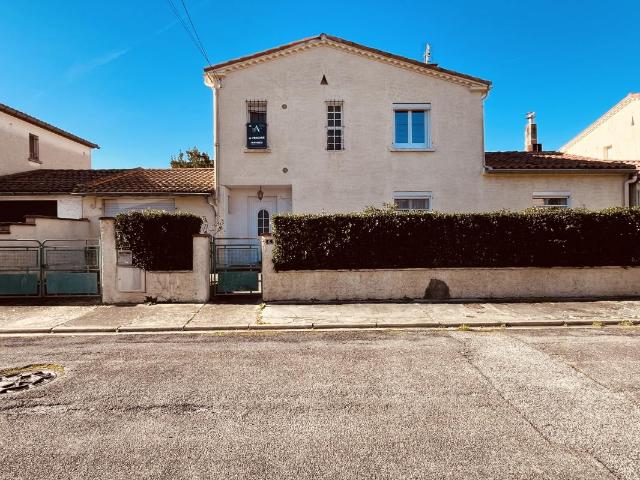 LIMOUX