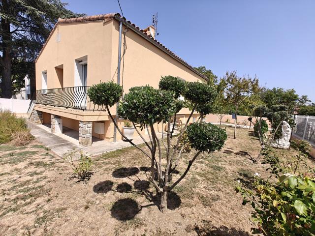 Limoux Villa 4 Face Avec Jardin Et Garage 109m² Limoux