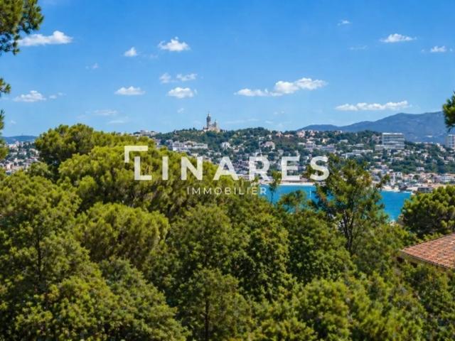 L'INTIME PROVENCALE Maison T5/6 de 145m2 Jardin Piscine Parcelle de 500 m2 13008 Grotte Rolland