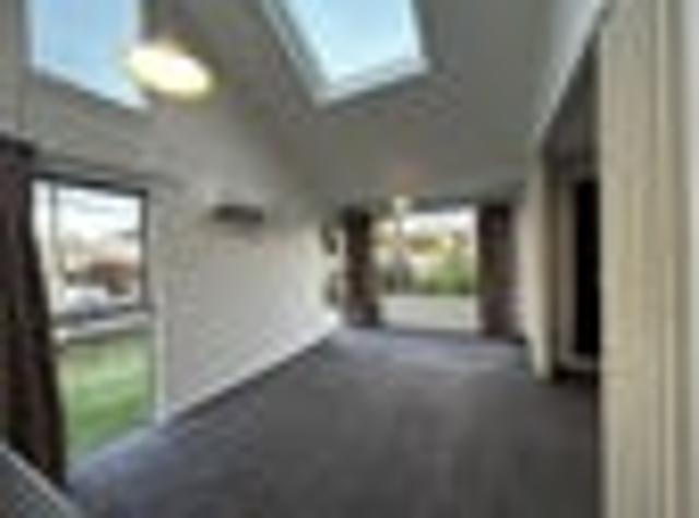 Linwood, 2 bedrooms, $415 pw