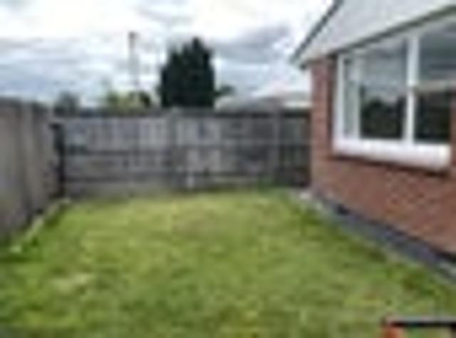 Linwood, 2 bedrooms, $430 pw