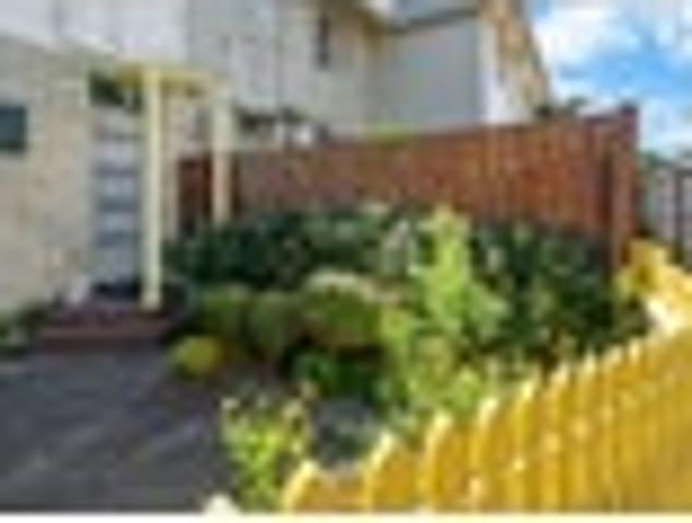Linwood, 2 bedrooms, $475 pw