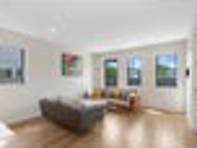 Linwood, 4 bedrooms, $1080 pw
