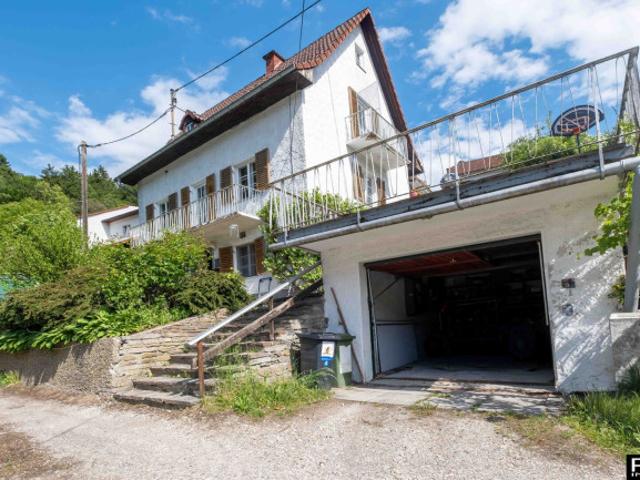 LINZ URFAHR: Altbestand im Grünen am Stadtrand