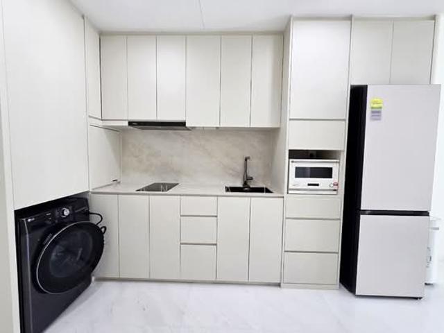 Lincoln Suites Condominium For Rent, $3,800, 1 Bed 1 Bath 527 sqft $7.21 psf