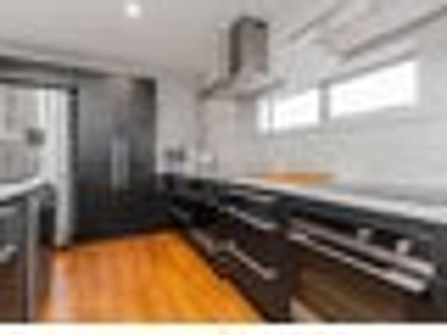 Lincoln, 1 bedroom, $315 pw