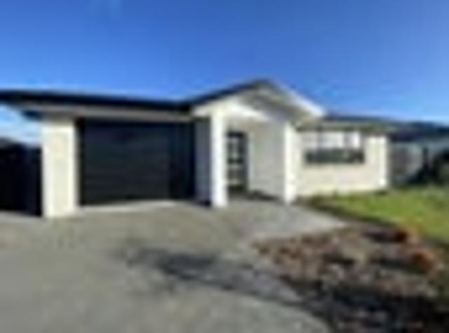 Lincoln, 3 bedrooms, $640 pw