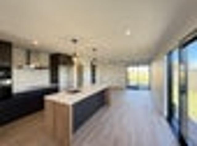 Lincoln, 4 bedrooms, $700 pw