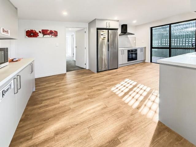 Lincoln, 5 bedrooms