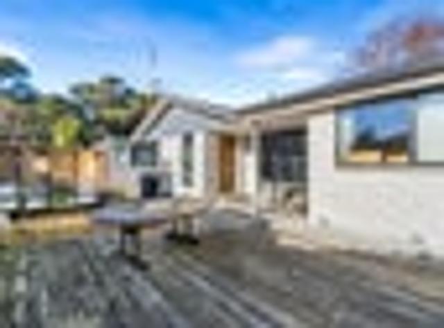 Lincoln, 6+ bedrooms, $950 pw
