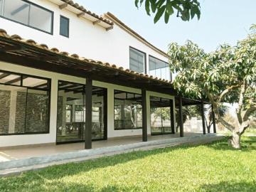 LINDA Y AMPLIA CASA DE CAMPO EN HUARAL