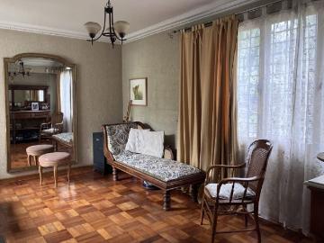 Linda y cómoda casa de 2 pisos muy bien ubicada