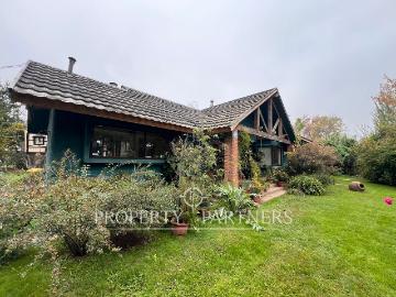 Linda casa cercana al colegio Alborada