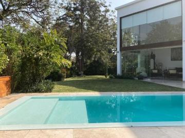 LINDA CASA EN CONDOMINO, FINOS ACABADOS TERRAZA, JARDIN, PISCINA