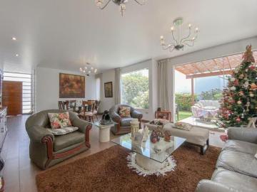Linda Casa En Rinconada Alta