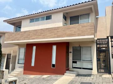 Linda Casa en Venta en Colina 1, Zona Esmeralda