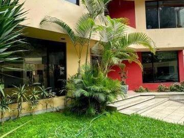 LINDA CASA EN VENTA EN EL CORAZÓN DE MIRAFLORES
