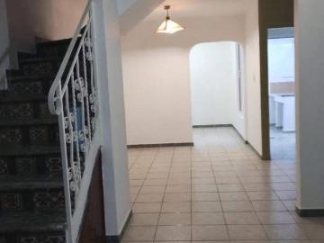 LINDA CASA EN VENTA EN LAGUNA REAL, ACEPTAMOS CREDITOS
