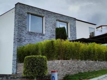 LINDA CASA EN VENTA EN URBANIZACION DE TANDA