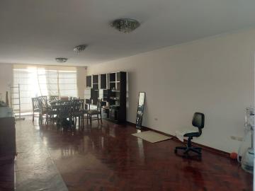 Linda casa frente a parque