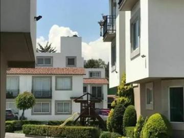 Linda casa 3 recámaras en Condominio