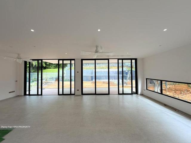 Linden Drive D11, Detached