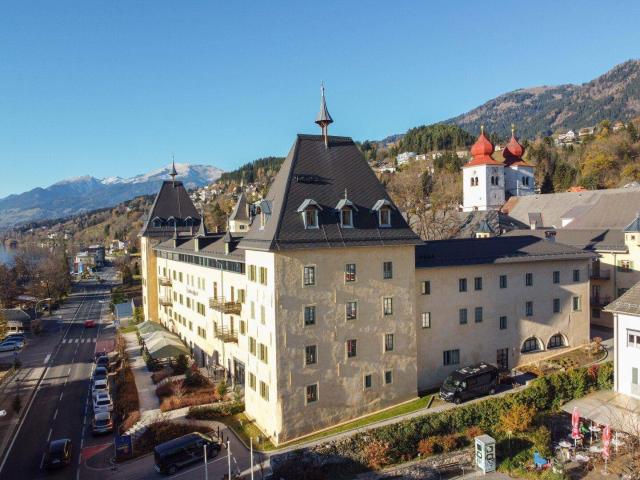 LINDENHOF MODERNE, EINZIGARTIGE UND EXKLUSIVE WOHNUNG IN MILLSTATT, ZWEITWOHNSITZ MÖGLICH